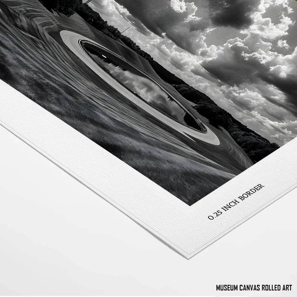 Monochrome Reflection